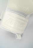 Reusch Attrakt Freegel Totalwhite Gold 5170109 1100 white 3